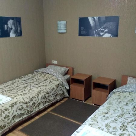 Atlant Hotel Osztroh Kültér fotó
